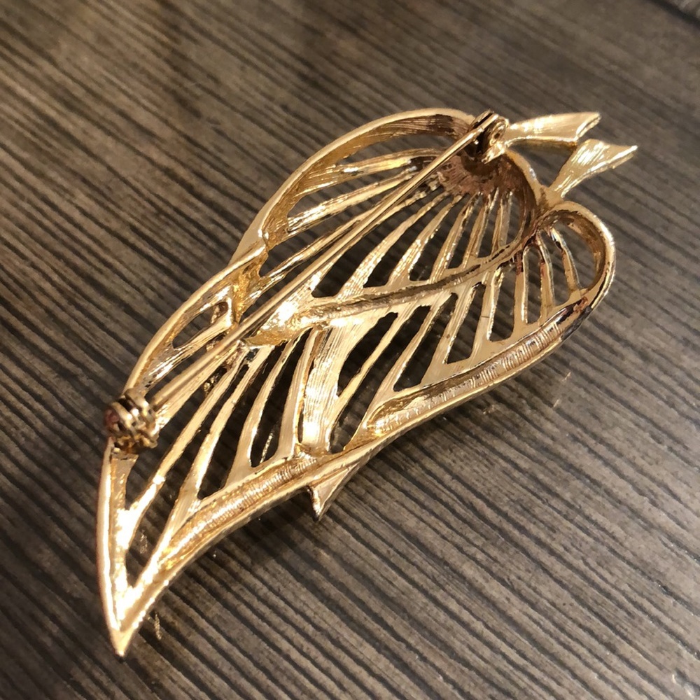 Vintage Goldtone Leaf Cluster Pin - Picture 7 of 14
